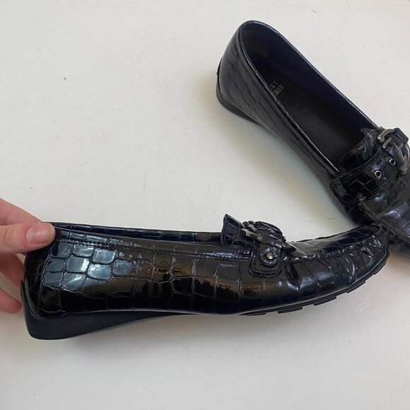 Stuart Weitzman Black Croc-Embossed Loafers - Picture 2 of 8